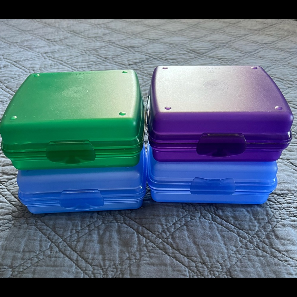 4 Tupperware Sandwich Keepers. Food Storage Boxes . Good used condition.